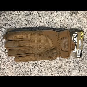 Mechanix gloves large desert coyote New!